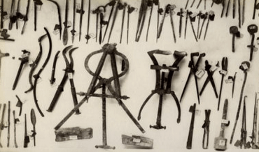 A selection of ancient Roman medical and surgical tools